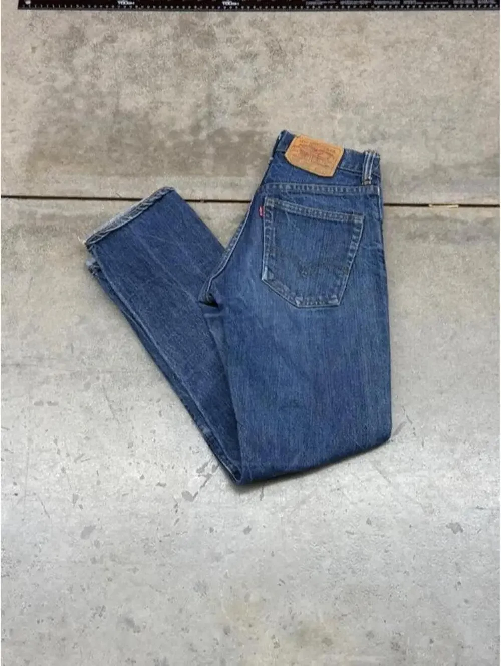 vintage levis 505 blue straight leg made in usa jeans size 27 x 30